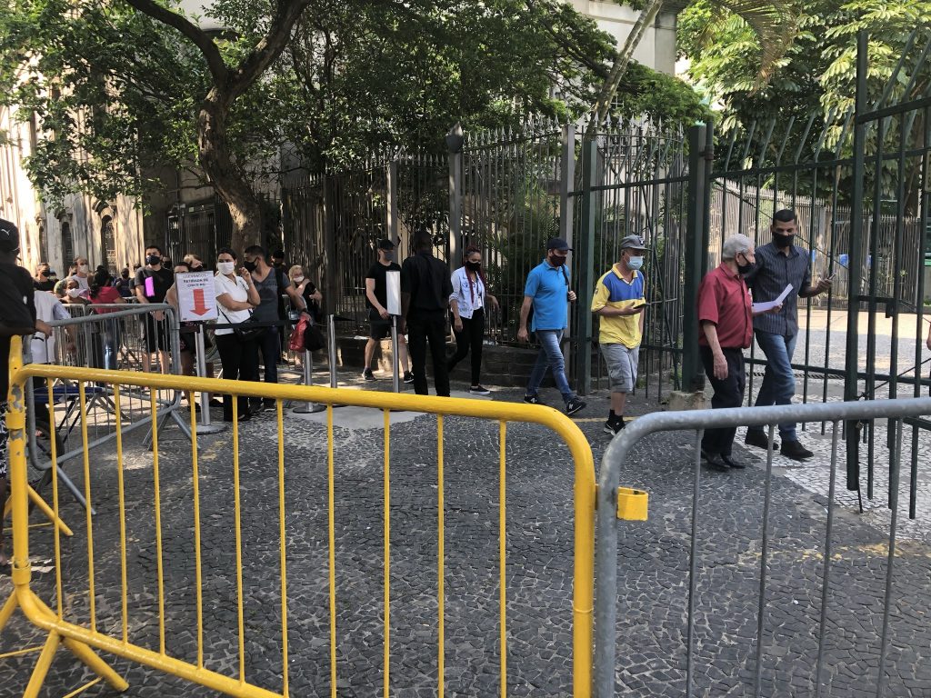 Desemprego chega a 14,6%, a maior taxa registrada na série histórica do IBGE